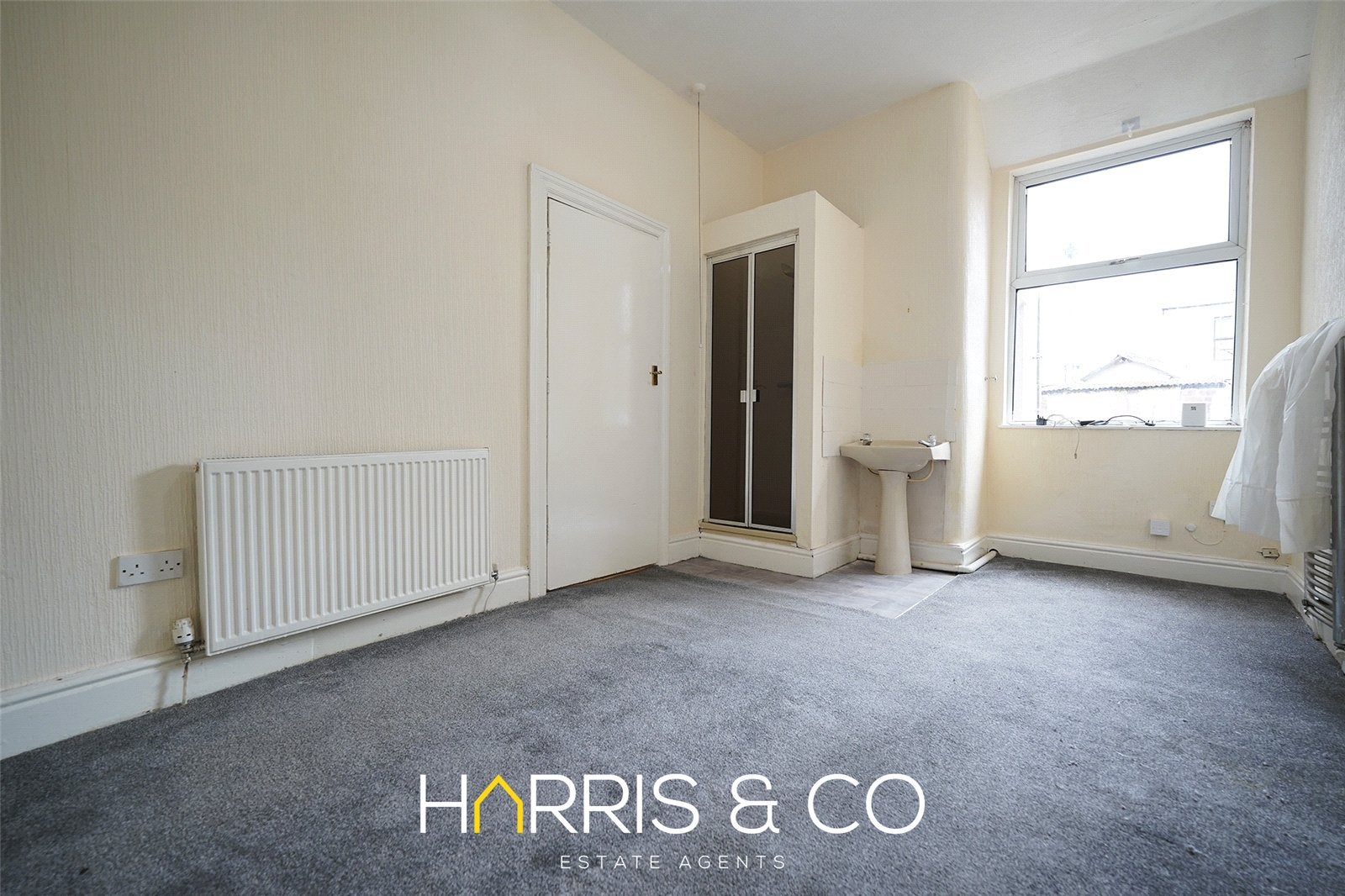 Flat Ash Street in Borough of Wyre