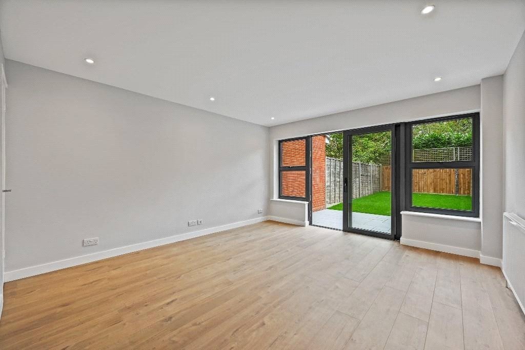 House Lydford Road in Greater London