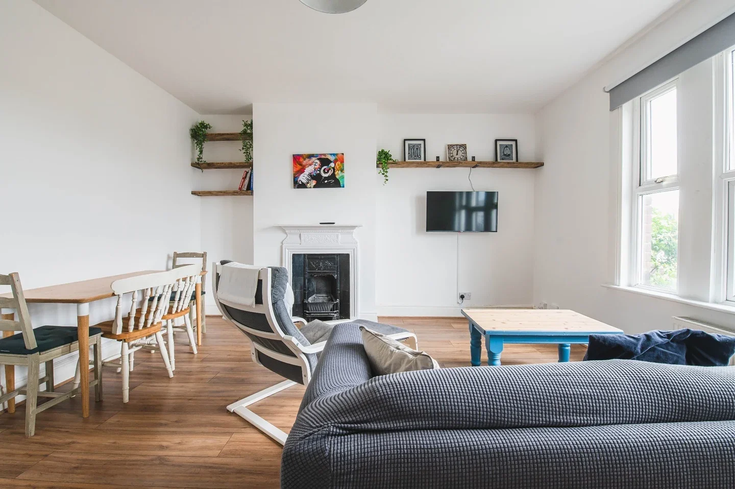 Flat Lea Bridge Road in Greater London