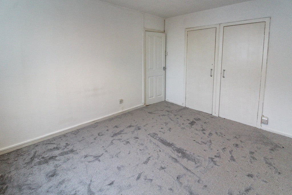 Flat John Knox Street in Clydebank