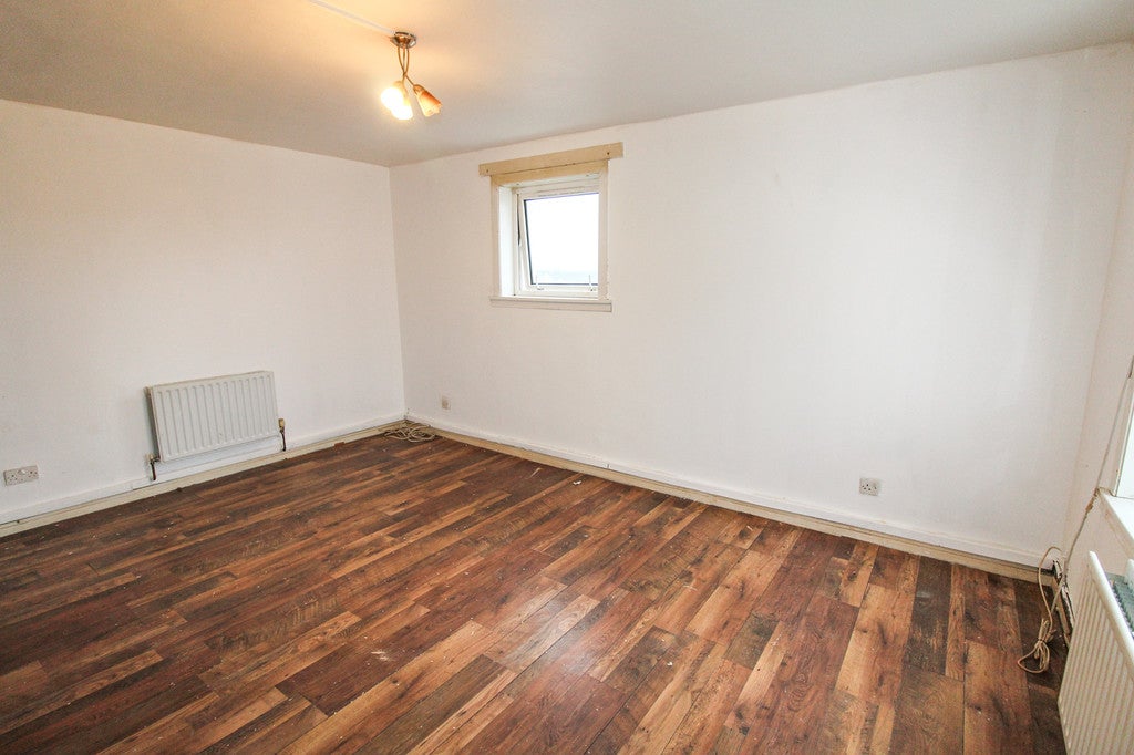 Flat John Knox Street in Clydebank