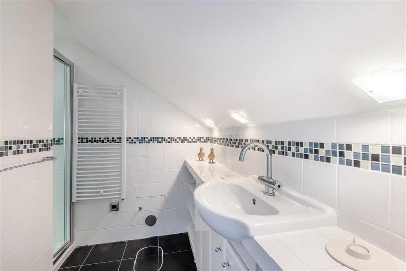 Room Upper Fant Road in Maidstone
