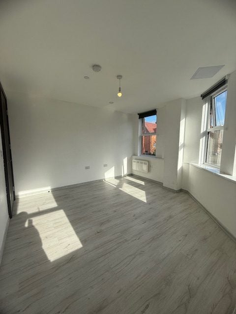 Flat Midgate in Peterborough