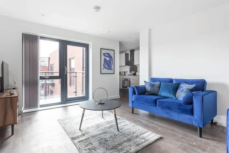 Flat Hallfield Road in York
