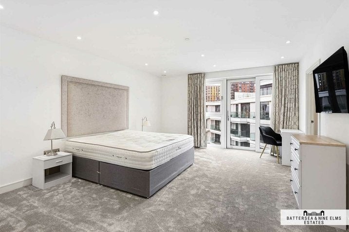 Flat Wandsworth Road in Greater London
