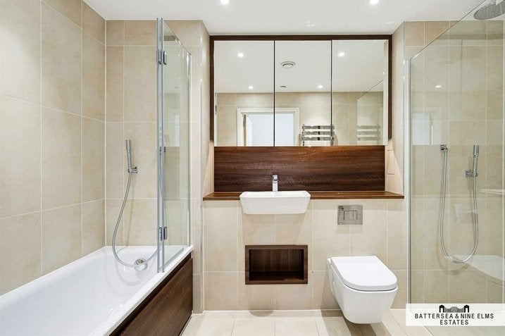 Flat Wandsworth Road in Greater London
