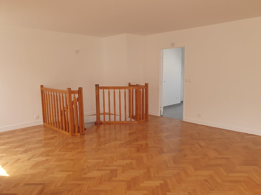 Flat Rue Bichat in Paris