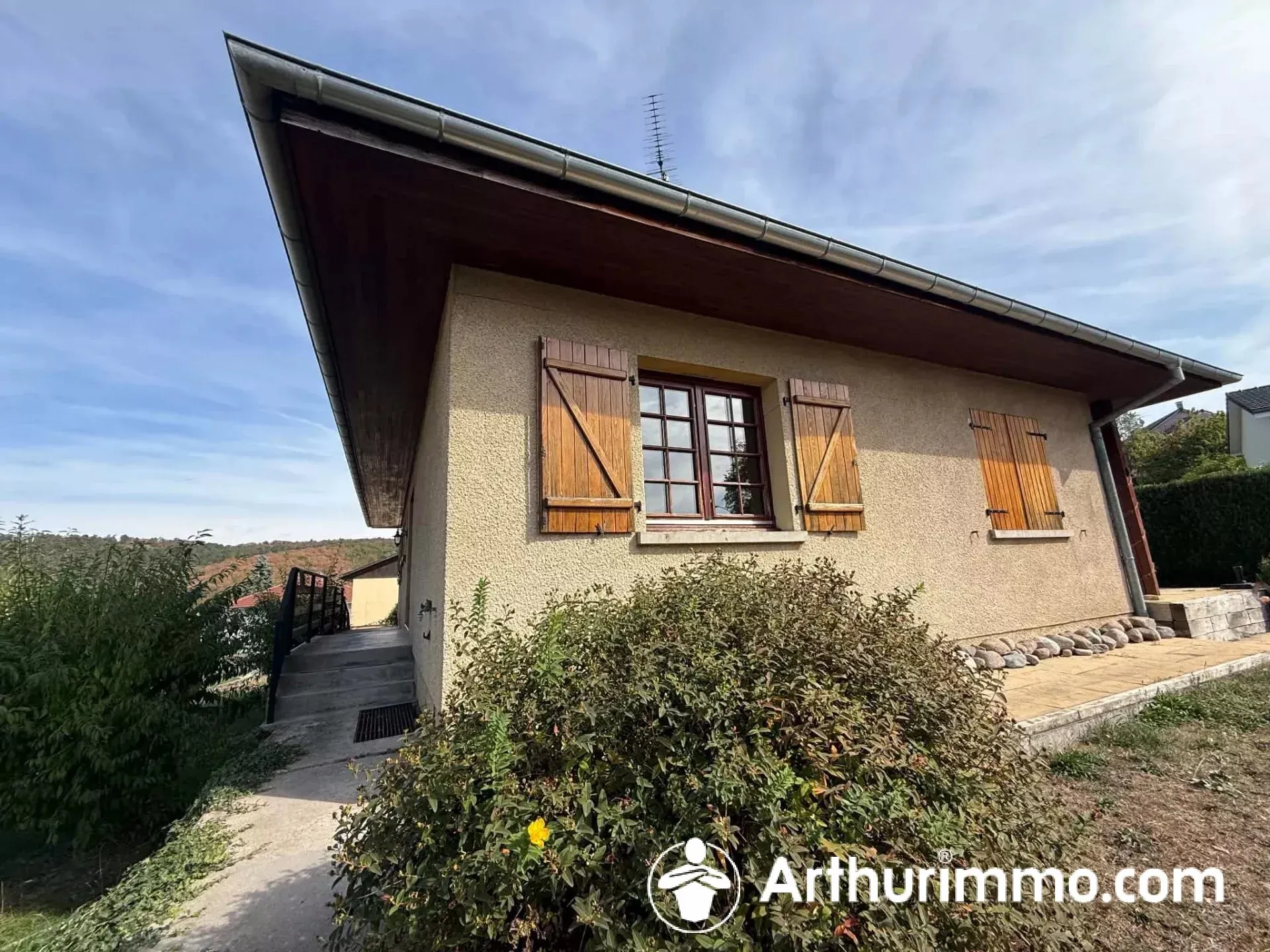 House Rue de Dampierre-sur-le-Doubs in Étouvans