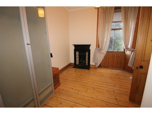 Flat Westfield Road in City of Edinburgh