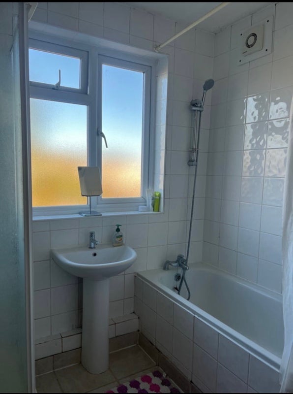Room Grosvenor Gardens in Greater London