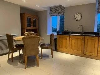 Flat Coopers Green Lane in Welwyn Hatfield