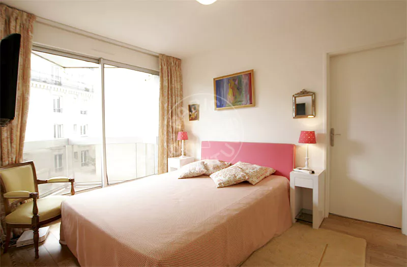Appartement Rue Larochelle à Paris