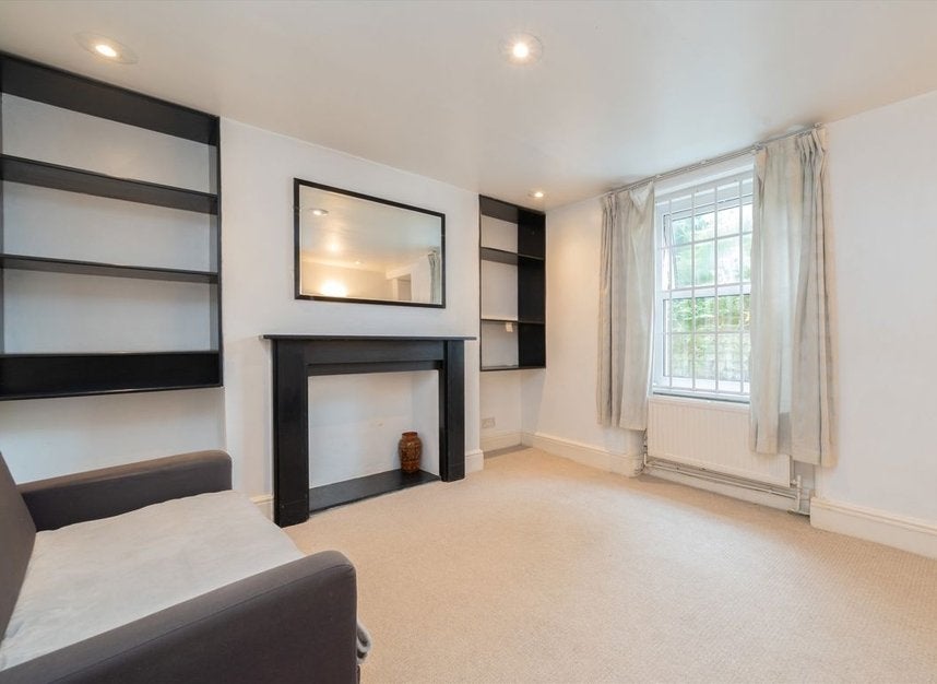 House Beavor Lane in Greater London