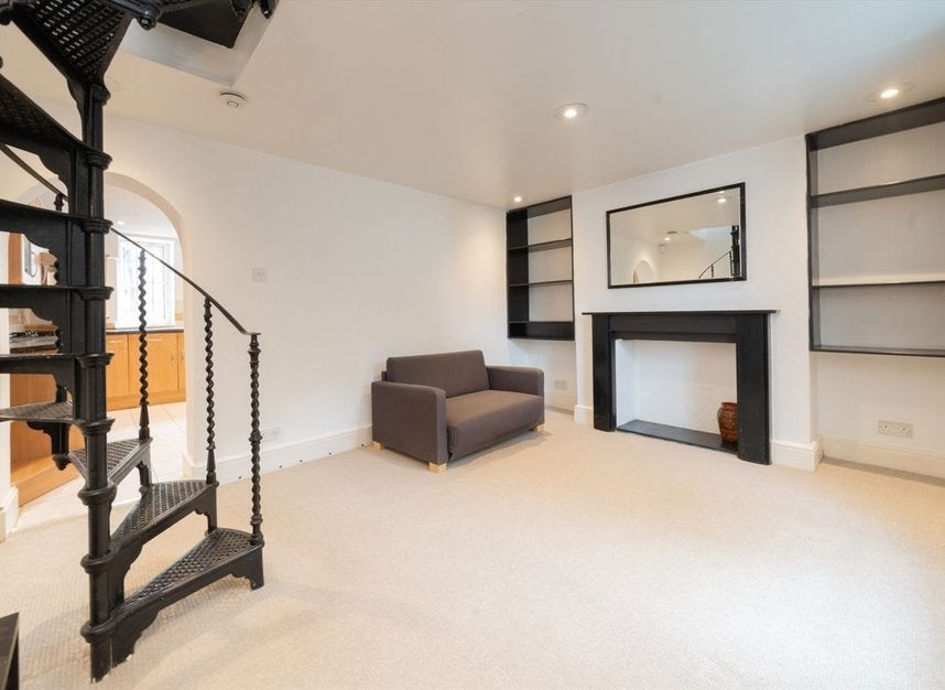 House Beavor Lane in Greater London
