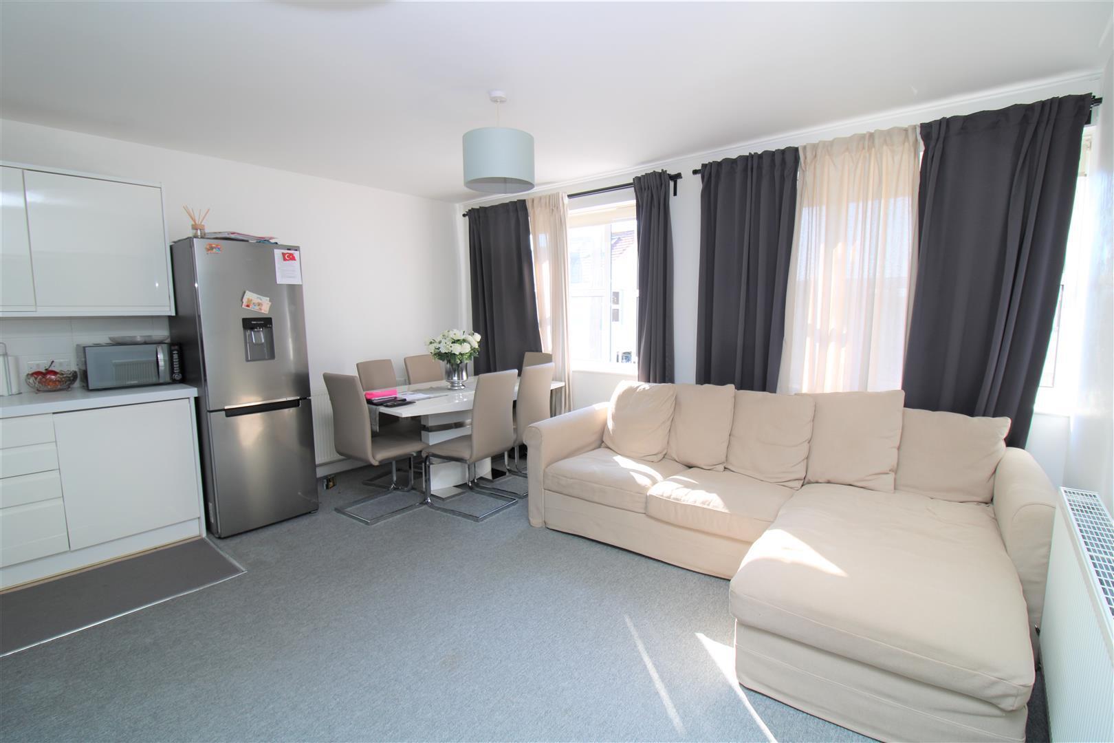 Flat Payne Avenue in Portslade by Sea