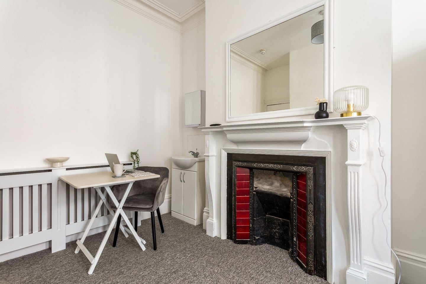 Room Elms Avenue in Eastbourne