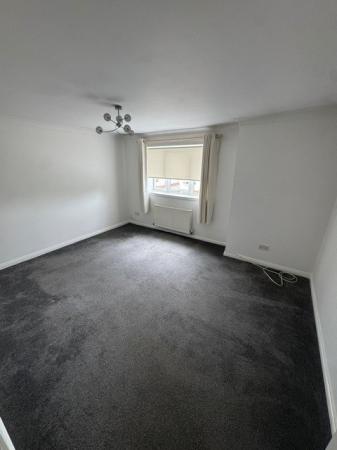 Flat Lomond Court in Coatbridge