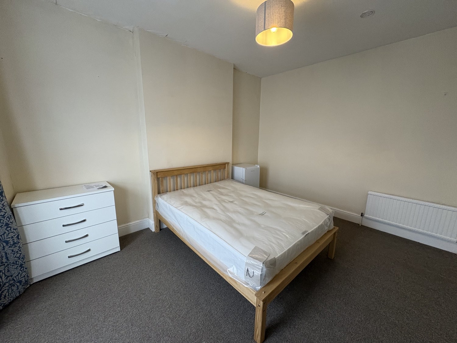 Room St Mary's Road in Bournemouth