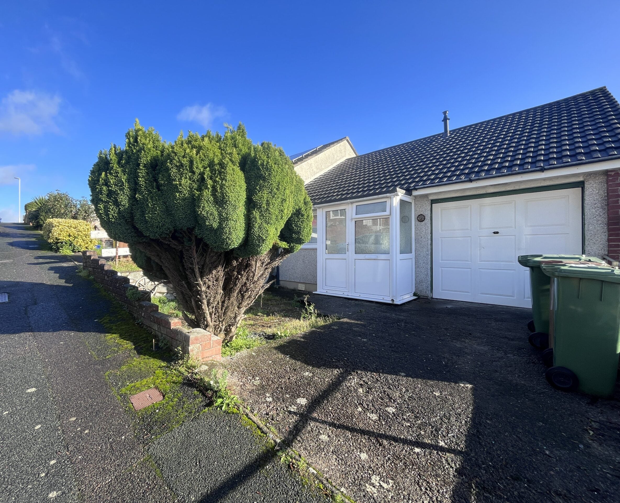 House Grantley Gardens in Plymouth