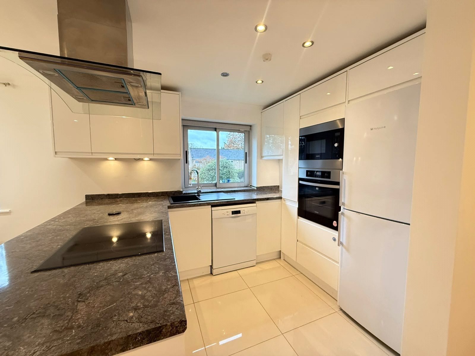 Flat Ridgemont Close in Oxford