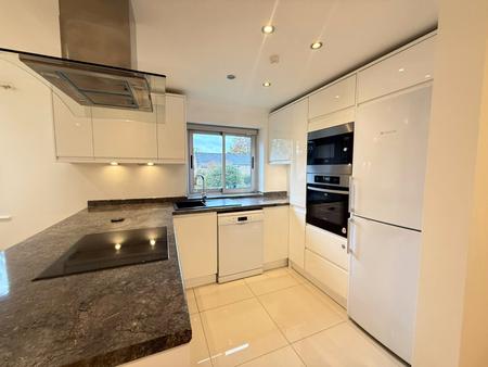 Flat Ridgemont Close in Oxford