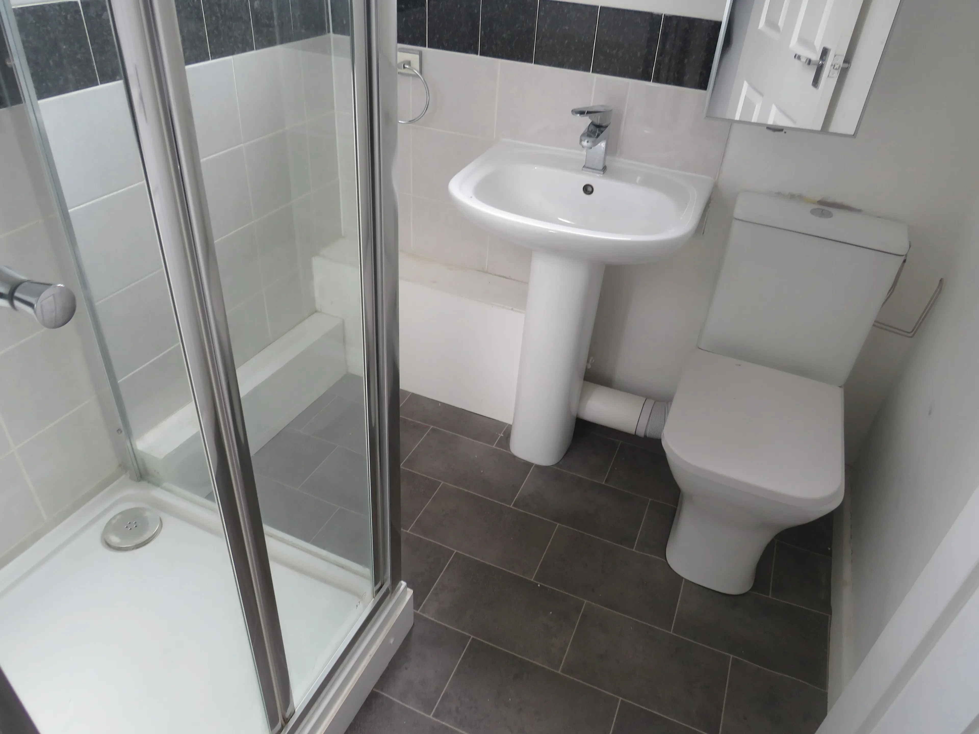 Flat Quayside Close in Sandwell