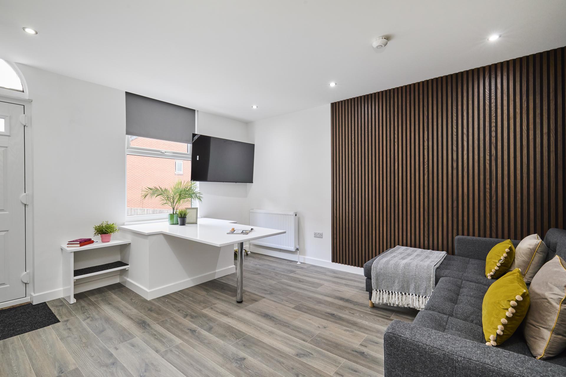 Room Harold Walk in Leeds