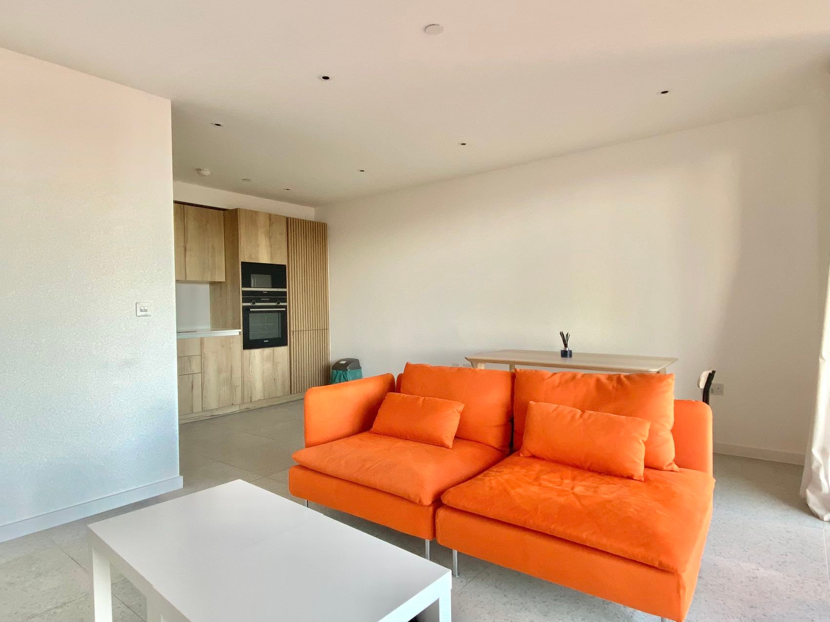Flat Sidney Street in Greater London