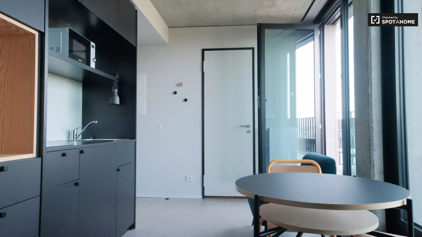 Wohnung Marie-Curie-Straße in Frankfurt am Main