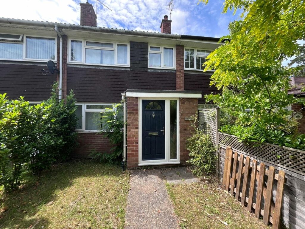 House Wrecclesham Road in Waverley