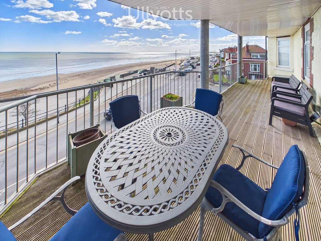 Flat Belgrave Road in Bridlington