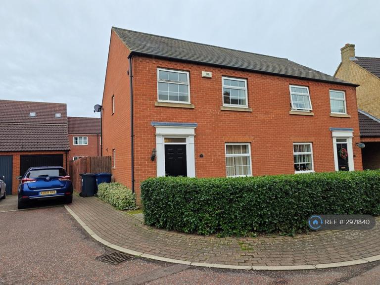House Ream Close in St. Neots