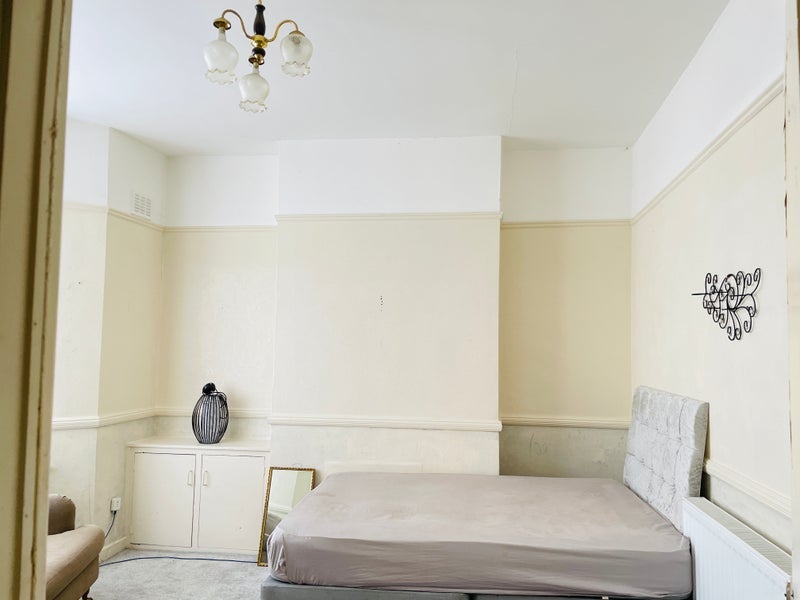 Room Oakfield in Liverpool
