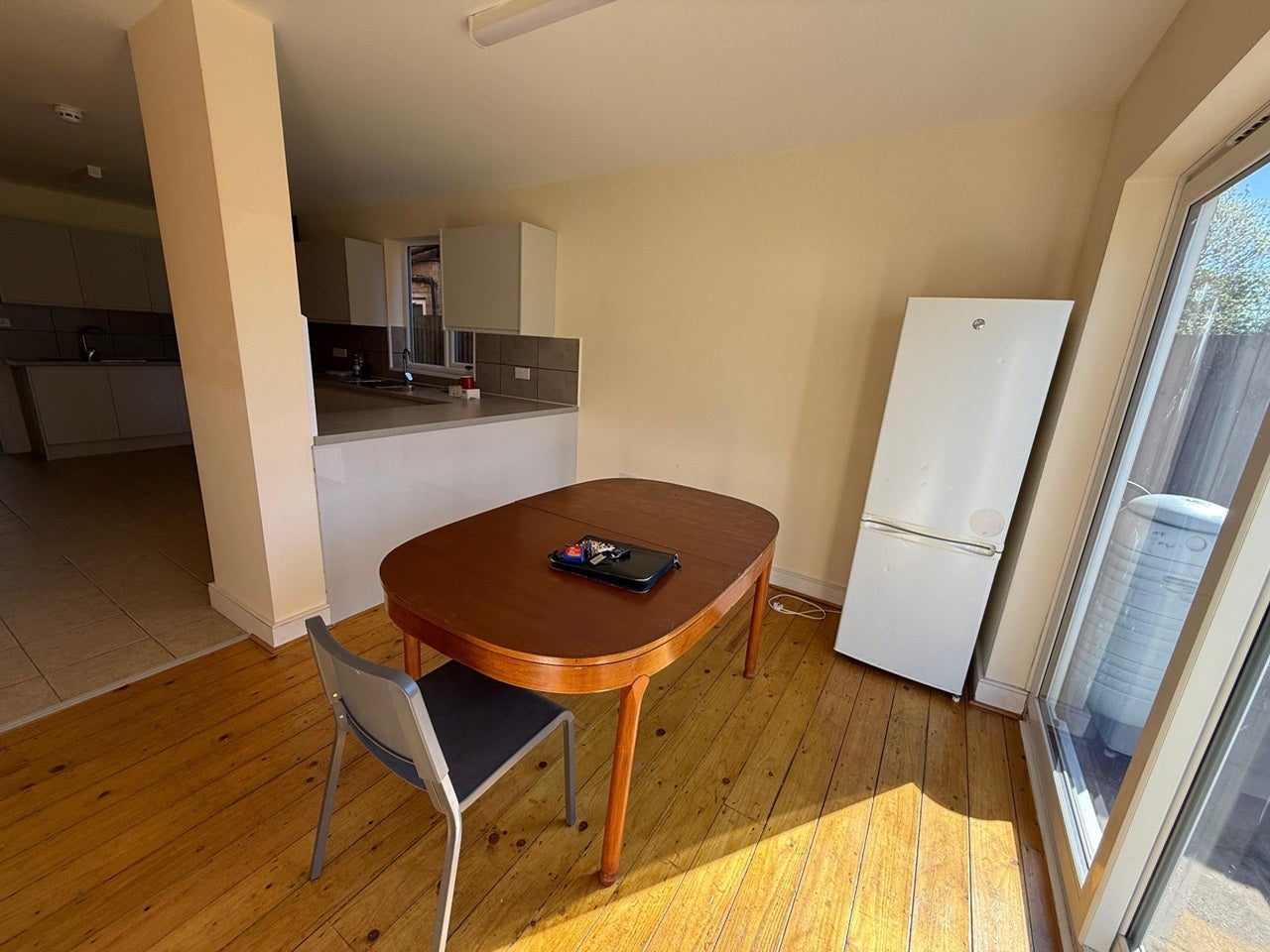 Room Hindes Road in Greater London