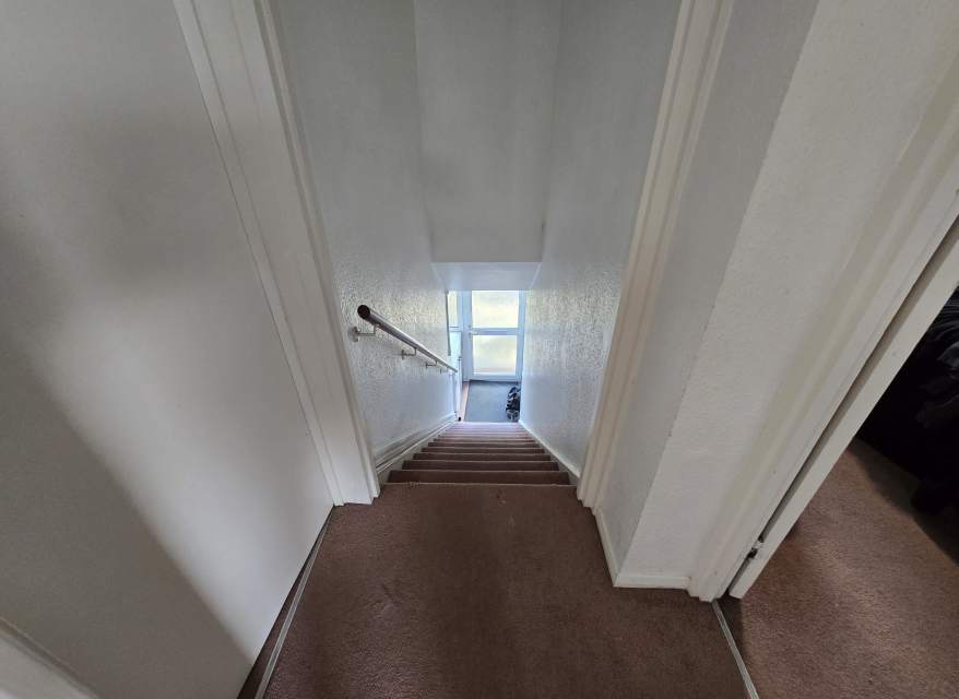 Flat Bramley Close in Greater London