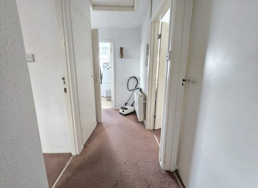 Flat Bramley Close in Greater London