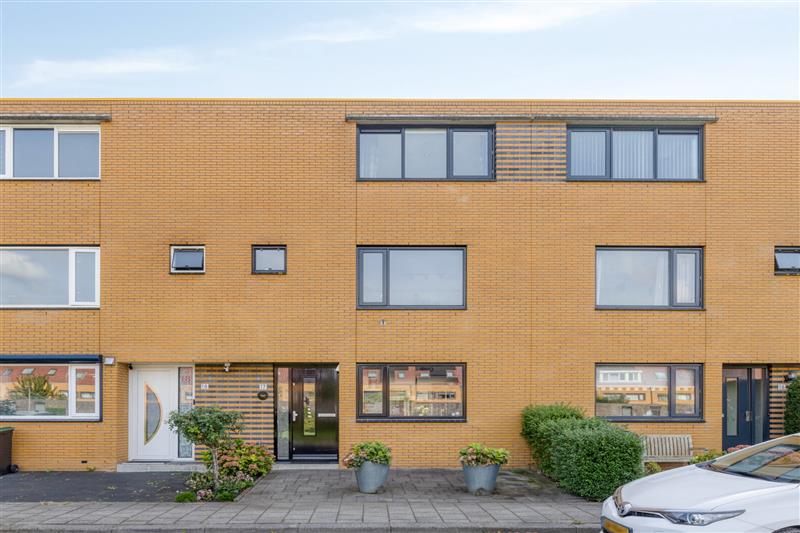 Polkastraat 17 in Almere