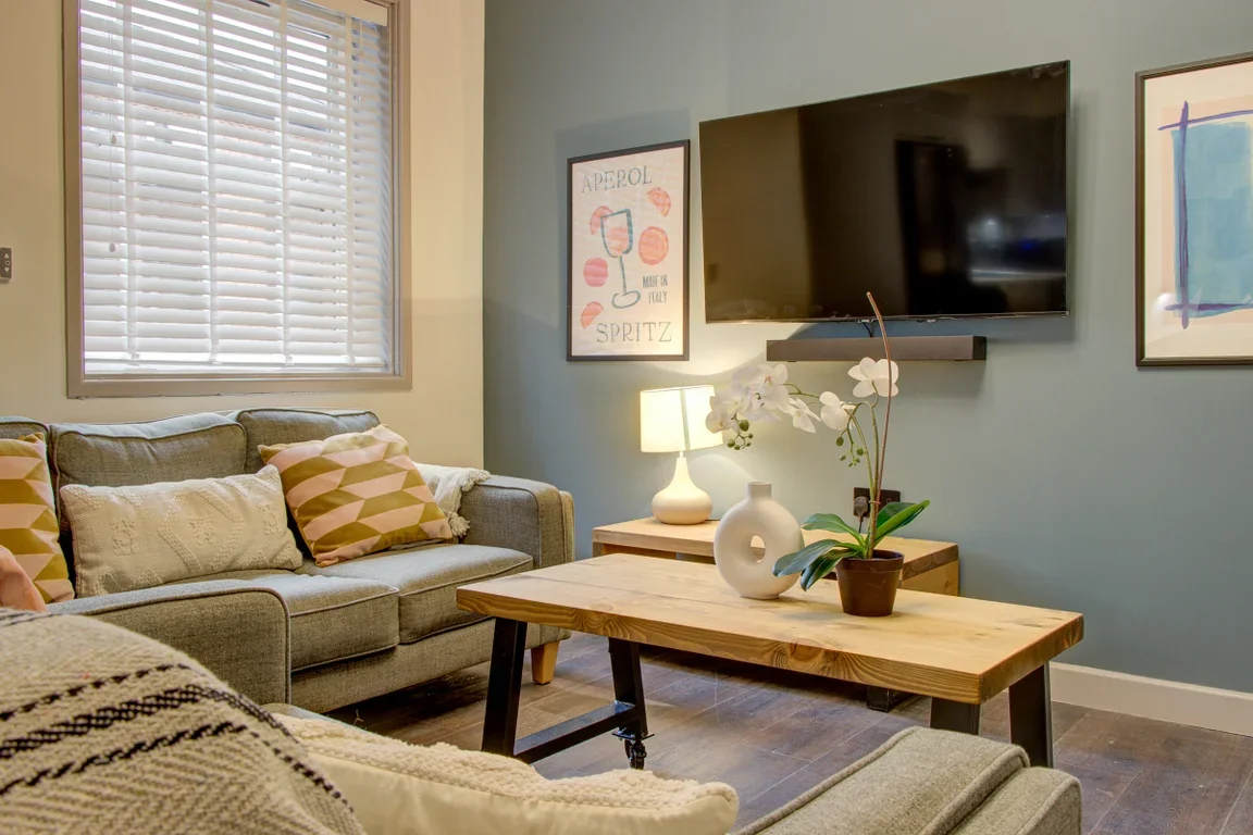 Flat Brass Thill in Durham