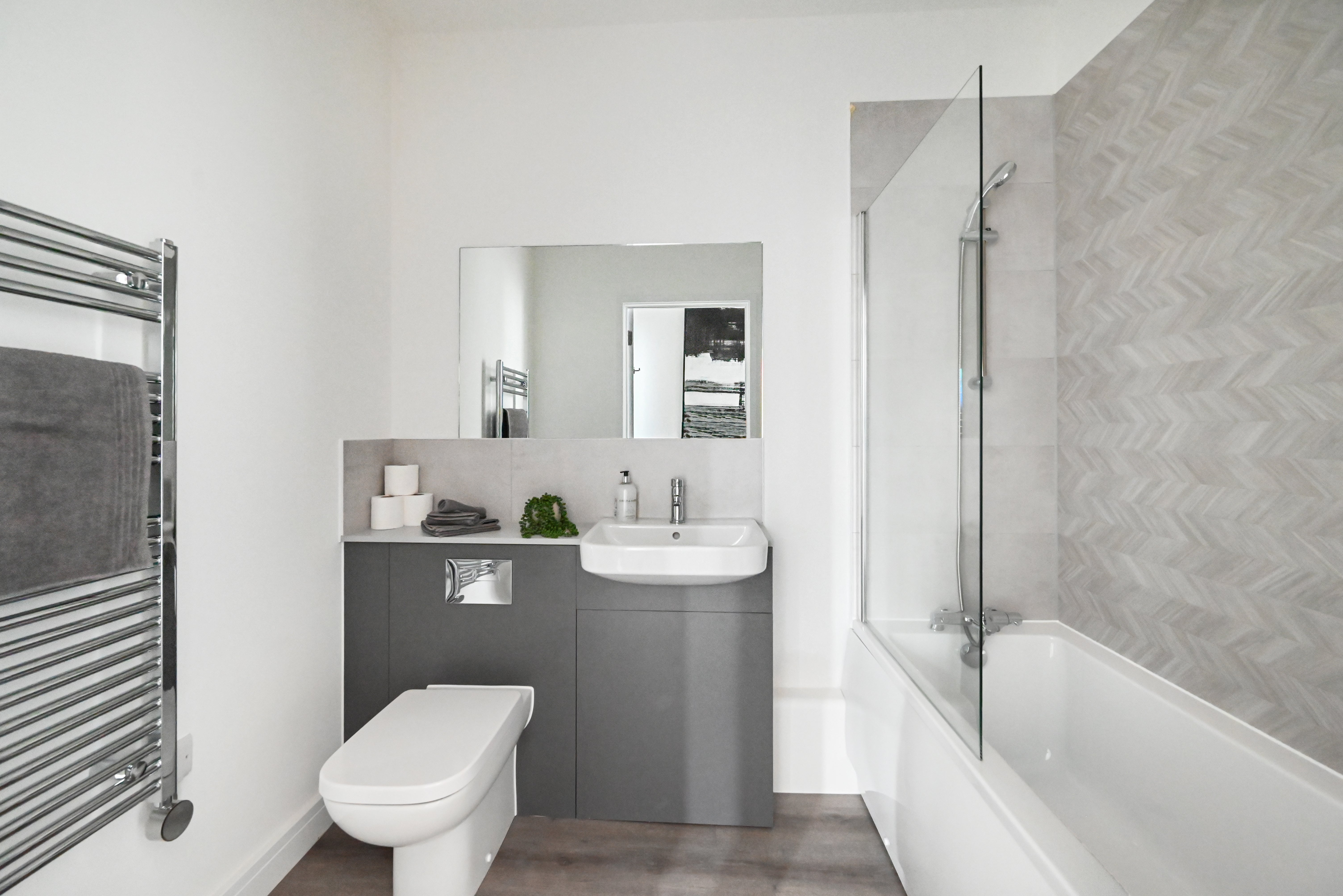 Flat Flamborough Close in Peterborough