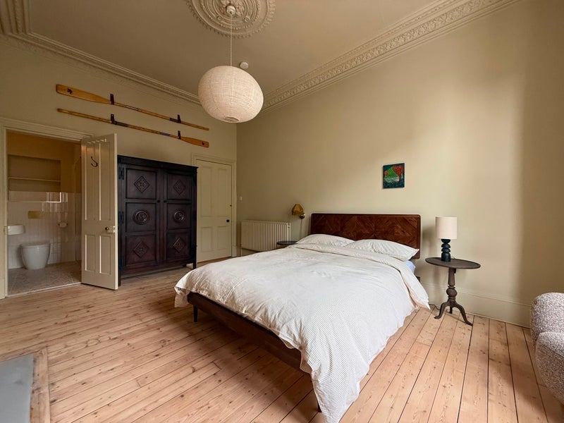 Room McDonald Road in City of Edinburgh