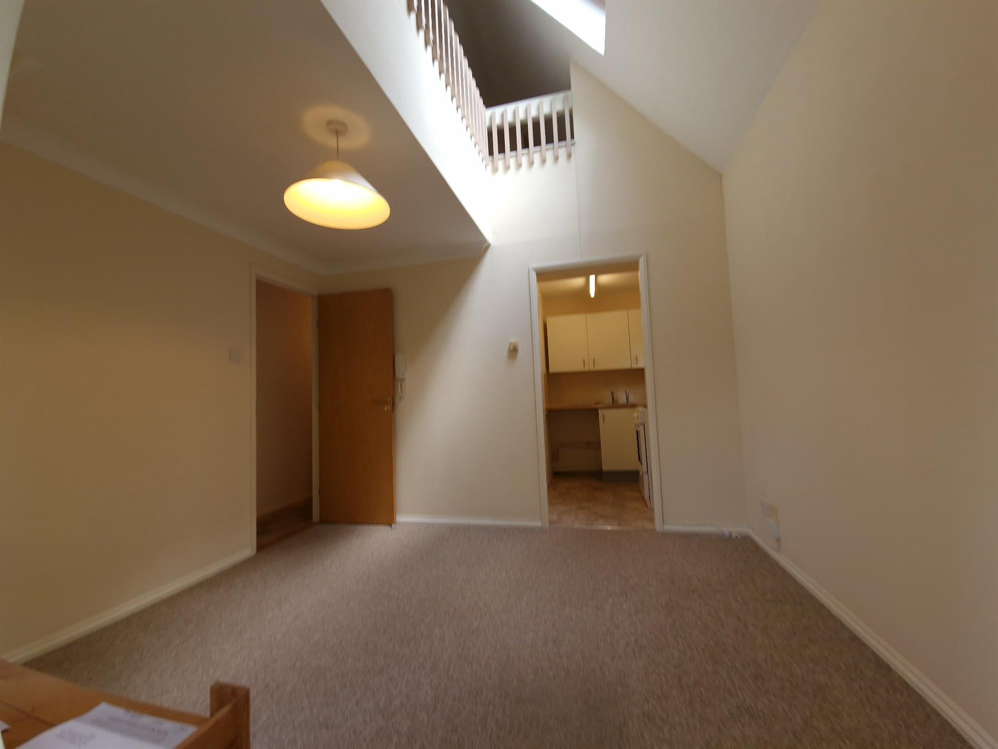 Flat Tremona Court in Southampton