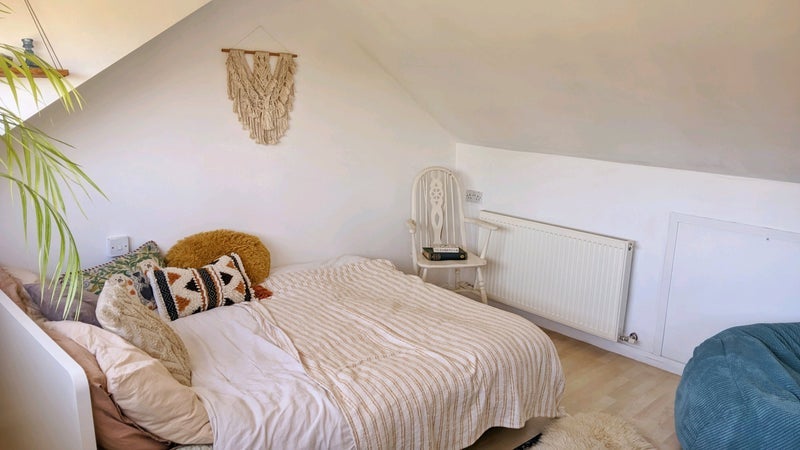 Room Grindell Road in Bristol