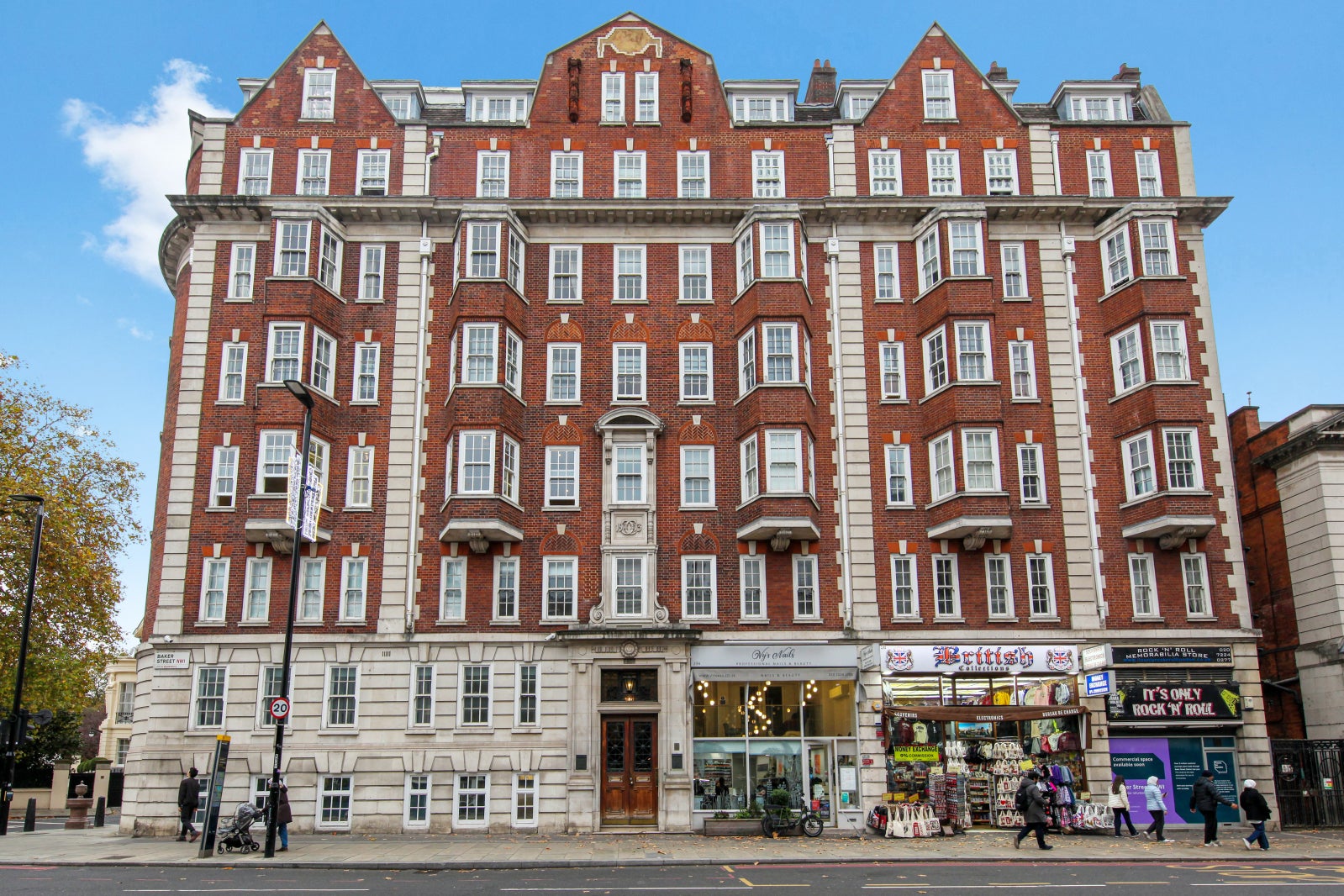 Flat Baker Street in City of Westminster