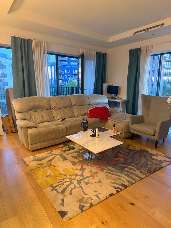Room Lyell Street in Greater London