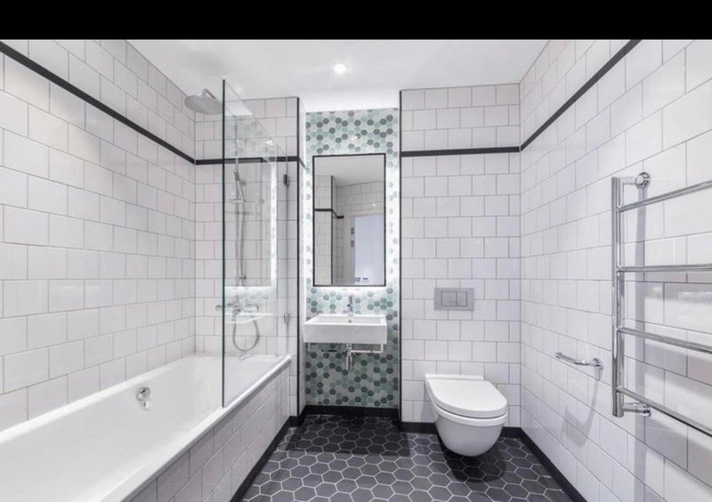 Room Lyell Street in Greater London