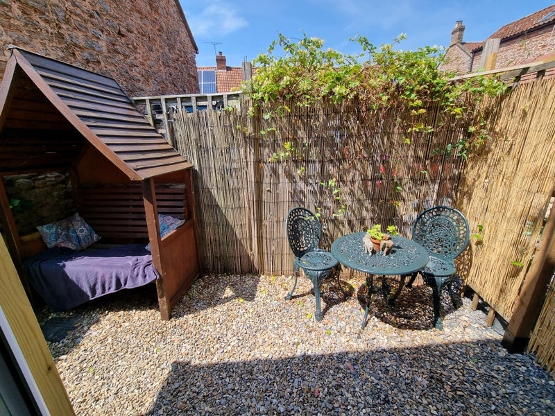 Room The Street in Draycott