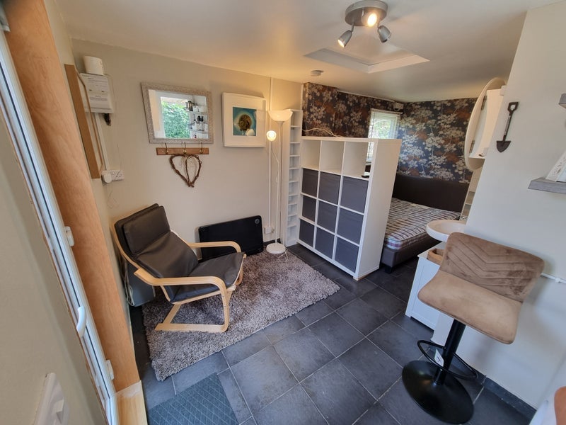 Room The Street in Draycott