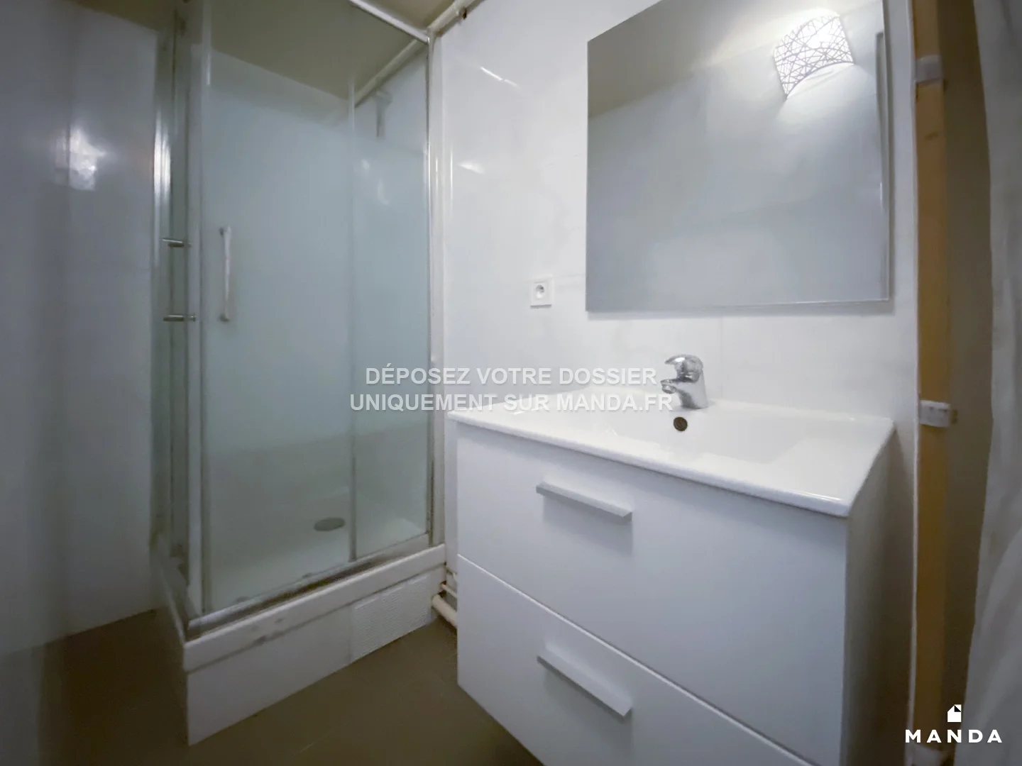 Flat Rue Roger Salengro in Rosny-sous-Bois