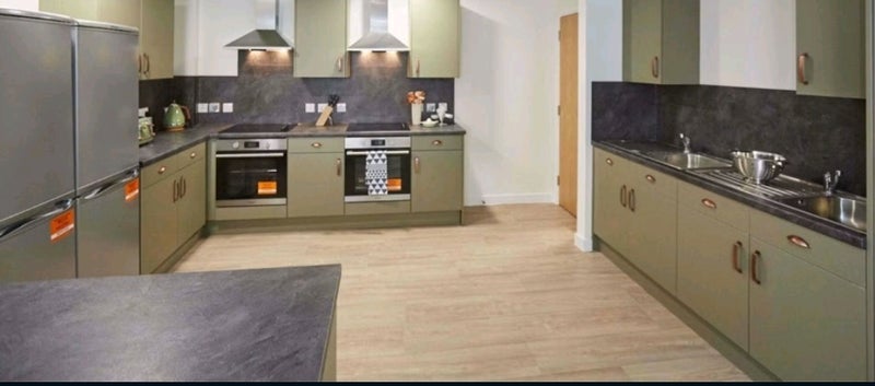 Room Blackhorse Lane in Greater London