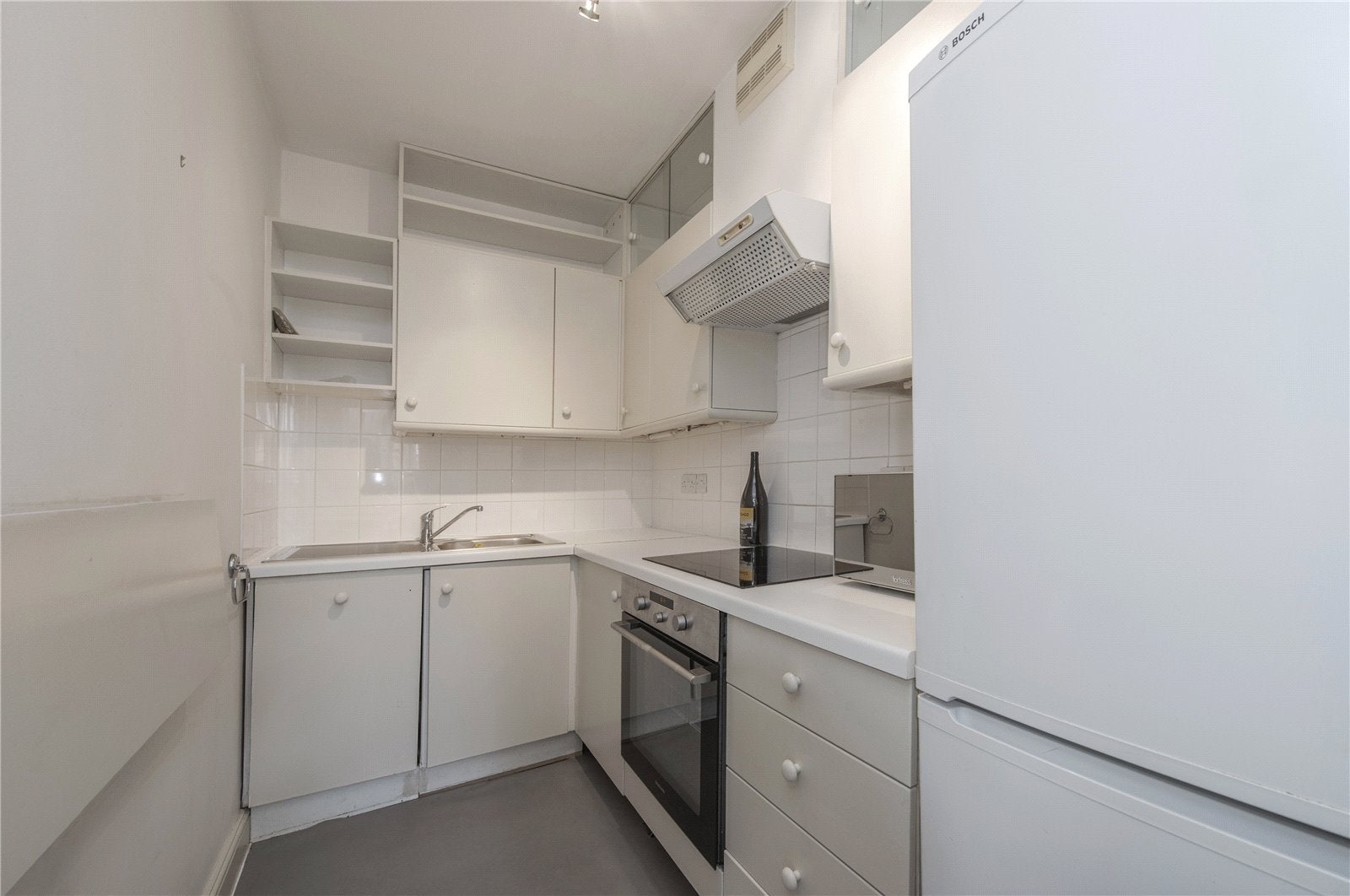 Flat Cromwell Crescent in Greater London